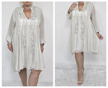 Load image into Gallery viewer, Frill Neck Silk Tassel Tunic
