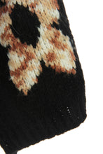 Load image into Gallery viewer, Flower Pattern Wool Knit Jumper
