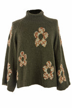 Load image into Gallery viewer, Flower Pattern Wool Knit Jumper
