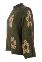 Load image into Gallery viewer, Flower Pattern Wool Knit Jumper
